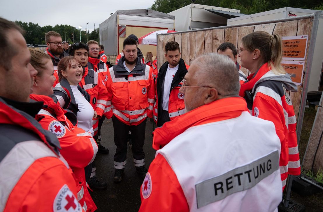 Mobile Einsatzteams sind durchweg auf dem Festivalgelände und dem Campinggelände unterwegs, um im notfall schnell helfen zu können.