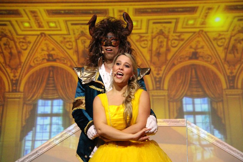 Die Schöne und das Biest.