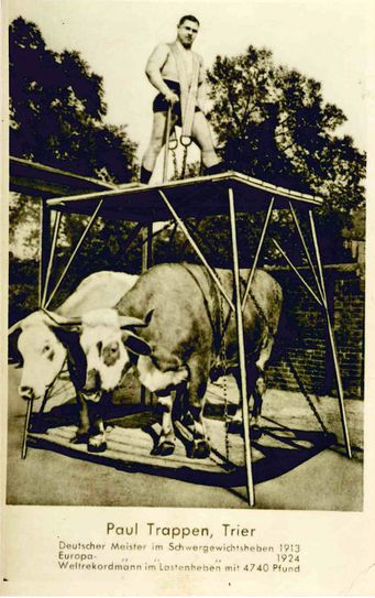 Weltrekordmann im Lastenheben: dieses Foto wurde uns zur Verfügung gestellt von Familie Heinz Dier (dem Großneffen Paul Trappens) aus Zewen!