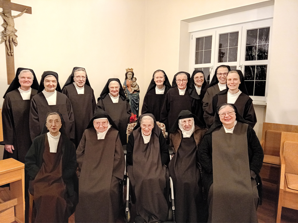 Der Karmel Waldfrieden bei Auderath besteht nun aus insgesamt 14 Schwestern.