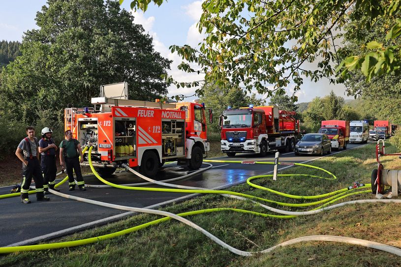 150 Einsatzkräfte waren vor Ort.