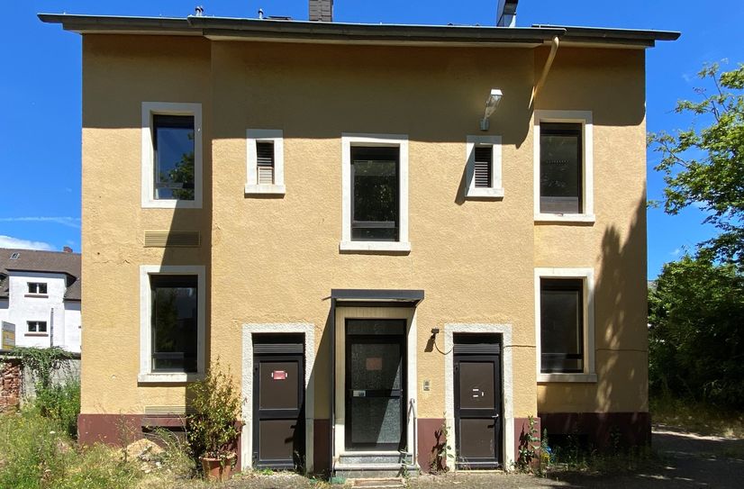 Die Hofseite des alten Mehrgenerationenhauses.