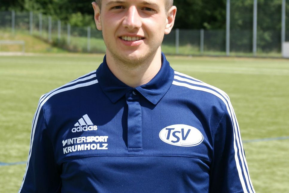 Tobias Lenz trug für den TSV Emmelshausen mit seinen Toren zu einem erfolgreichen Wochenende für die Hunsrück-Clubs bei. (Fotos: Arno Boes)