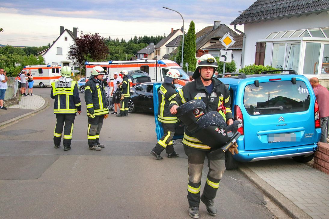 Schwerer Unfall am Abend in Oberhausen bei Kirn. Foto: S. Schmitt