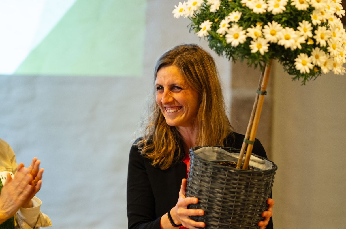 100 Prozent Zustimmung für Dr. Carmen Krämer - Altkreis Monschau ...