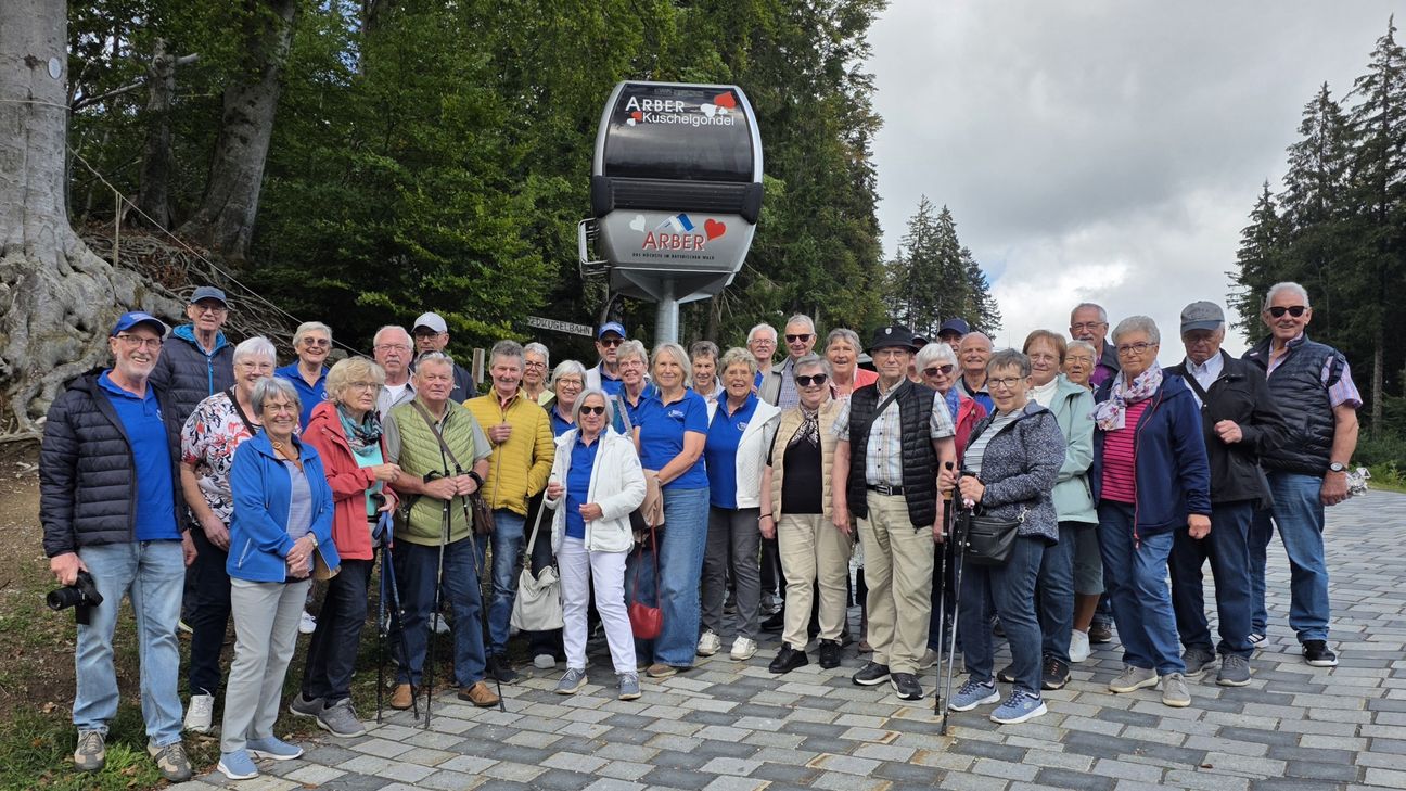 Die Reisegruppe der SeniorenUnion verbrachte abwechslungsreiche Tage im Bayerischen Wald und besuchte zahlreiche Sehenswürdigkeiten in Bayern und Österreich.
