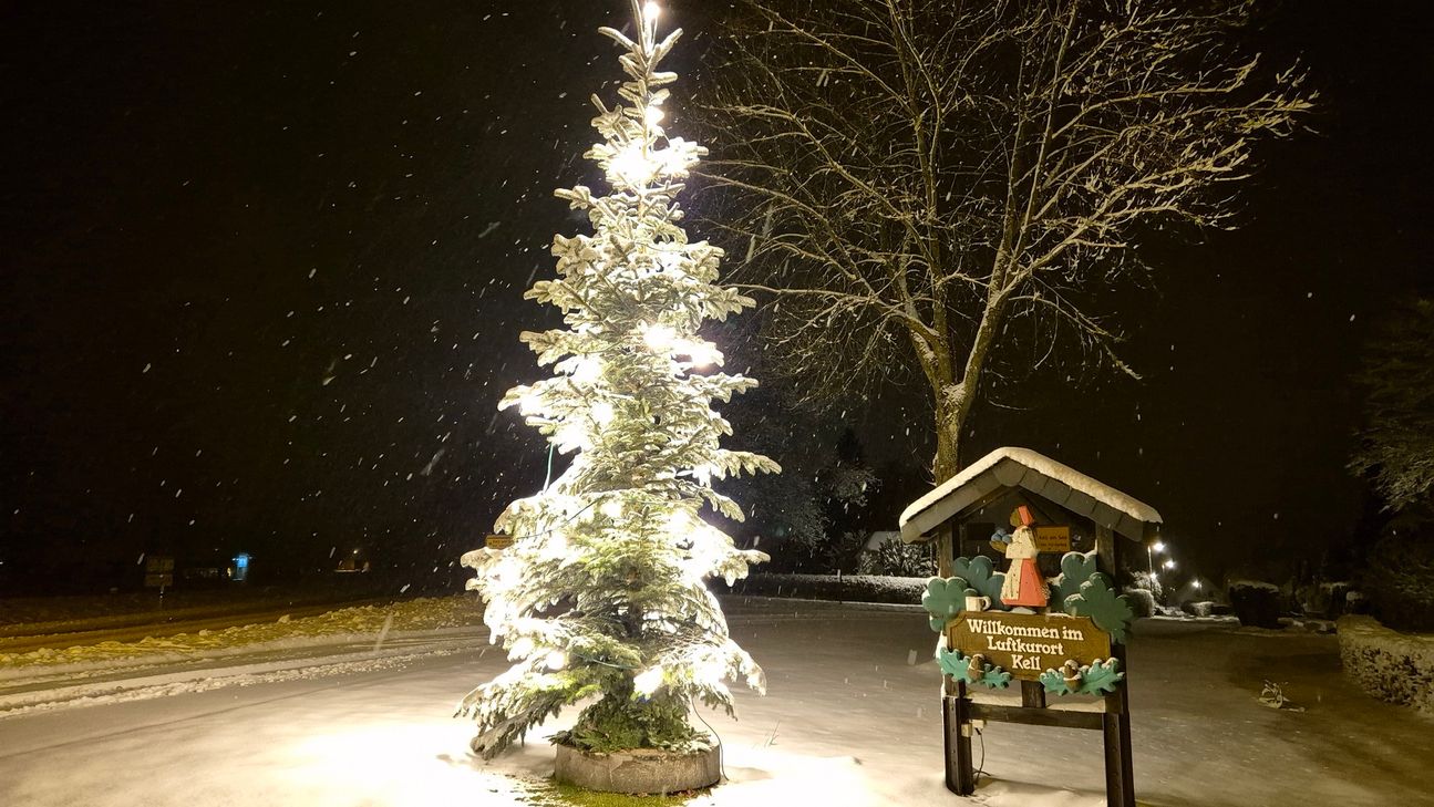 Einen Tag vor Heiligabend präsentiert sich die Region in einem winterlichen Kleid.