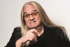 Sven Hieronymus gastiert mit seinem brandneuen Programm »Feuer frei!« in Simmern.