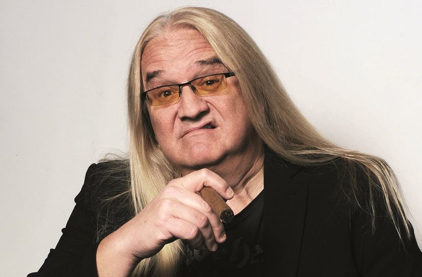 Sven Hieronymus gastiert mit seinem brandneuen Programm »Feuer frei!« in Simmern.