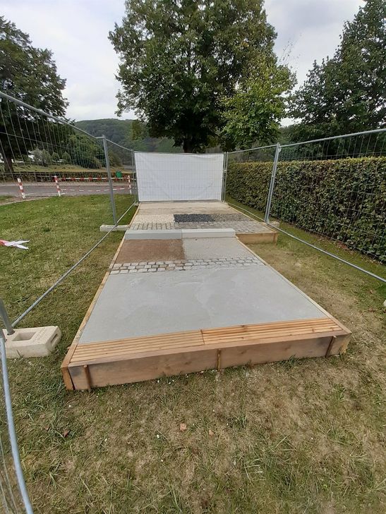 Interessierte Bürger sind ab dm 27. September eingeladen, die Bemusterungsfläche rund vier Wochen lang selbst in Augenschein zu nehmen. Die Fläche ist frei zugänglich.