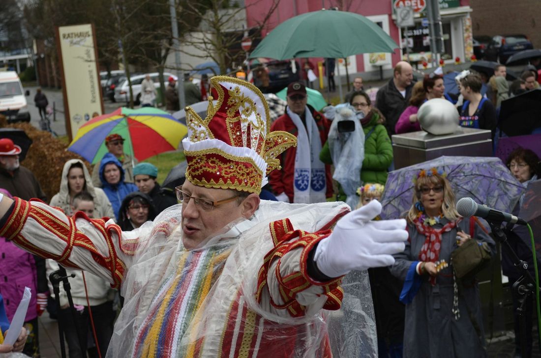 Jot drop: Prinz Michael und ...