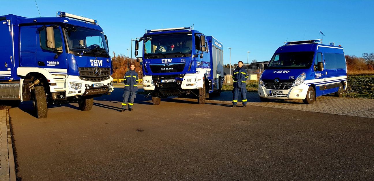 Die Helferinnen und Helfer des THW Ortsverbandes Simmern durften sich in den letzten vier Jahren über drei neu Neufahrzeuge freuen. (Fotos: THW)