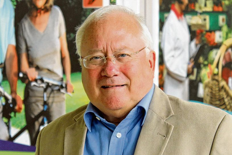 Steht ehrenamtlich tätigen Menschen mit Rat und Tat zur Seite: Der städteregionale Ehrenamtsbeauftragte Theo Steinröx bietet am 12. September seine nächste Sprechstunde im Haus der StädteRegion an