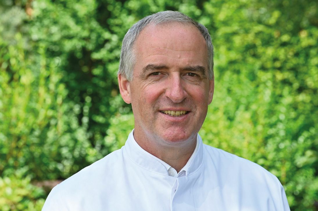 Dr. Wolfgang Rimili, Chefarzt der Abteilung Innere Medizin und Gastroenterologe der Hunsrück Klinik.