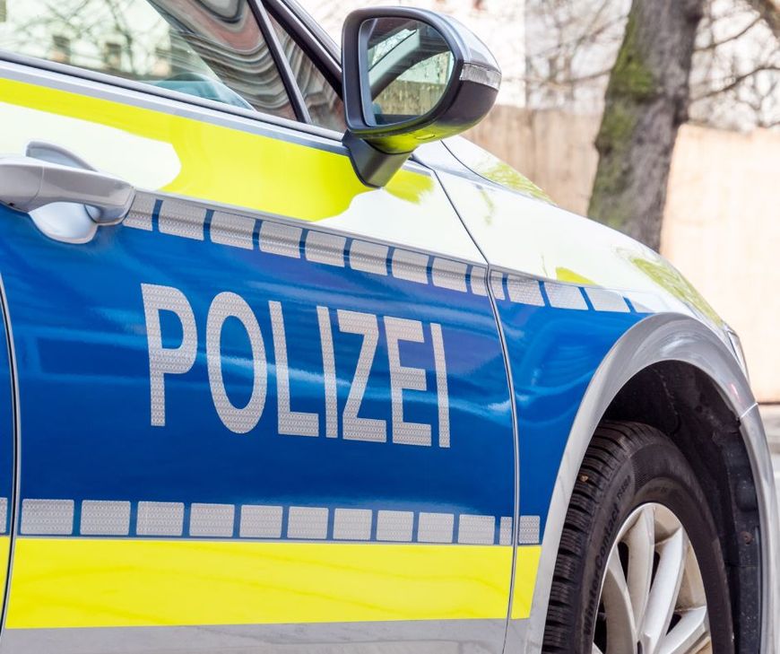 In Bad Münstereifel kam es zu einer Auseinandersetzung zwischen zwei Jugendgruppen. Die Polizei stellte unter anderem einen Baseballschläger und einen Schlagring sicher.