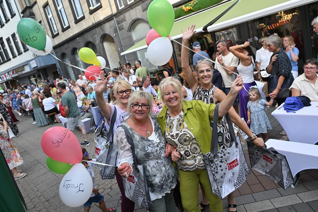 Beste Stimmung in der Marktstraße.