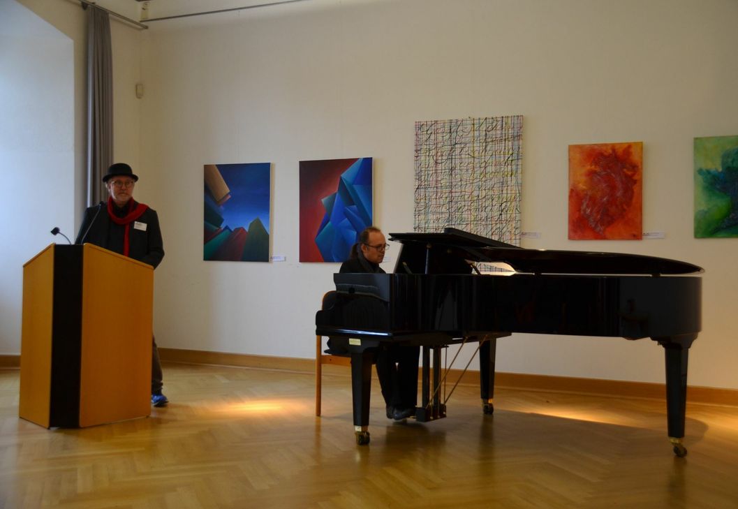 Der Festakt wurde unter anderem musikalisch begleitet vom Hunsrücker Komponisten Carsten Braun am Piano.