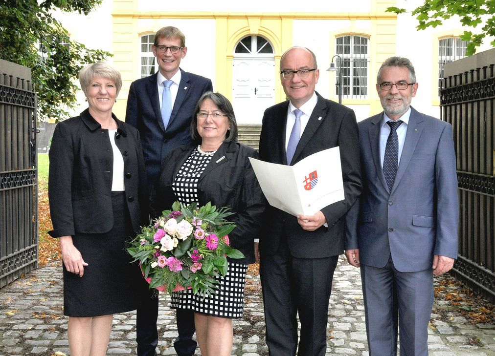 Im Bild von links: Gisela Poltorak, Rainer Nickels, Johanna Schalz, Ingolf Bermes und Arnold Kootz