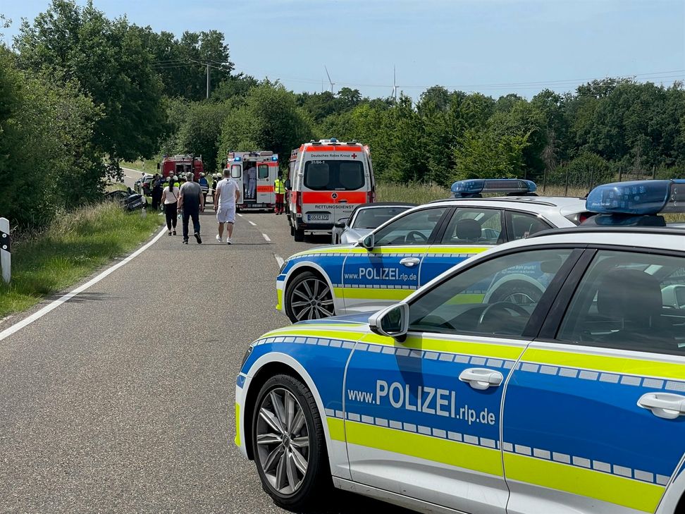 Auf der L 108 bei Lieg ereignete sich am Freitagvormittag, 17. Juni, ein schwerer Verkehrsunfall.