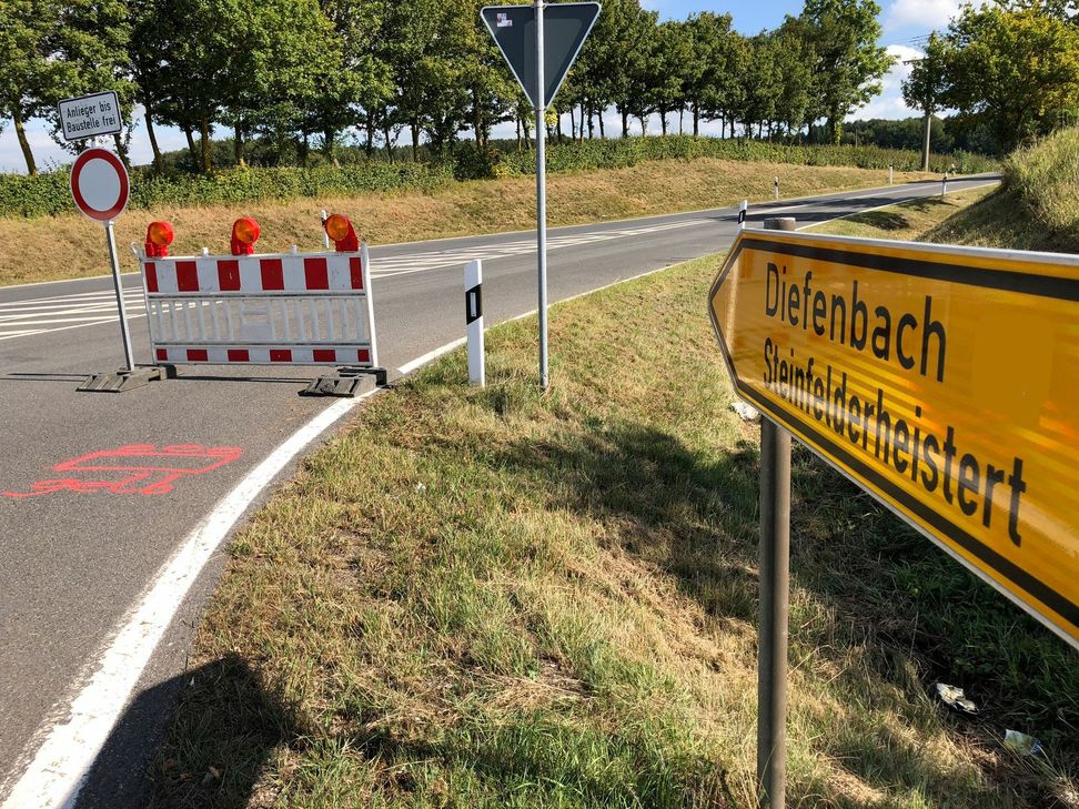 Felssicherungsarbeiten am Urftseeradwanderweg zwischen dem Haftenbachtal und der Urftstaumauer machen auch am kommende Wochenende eine Sperrung notwendig.