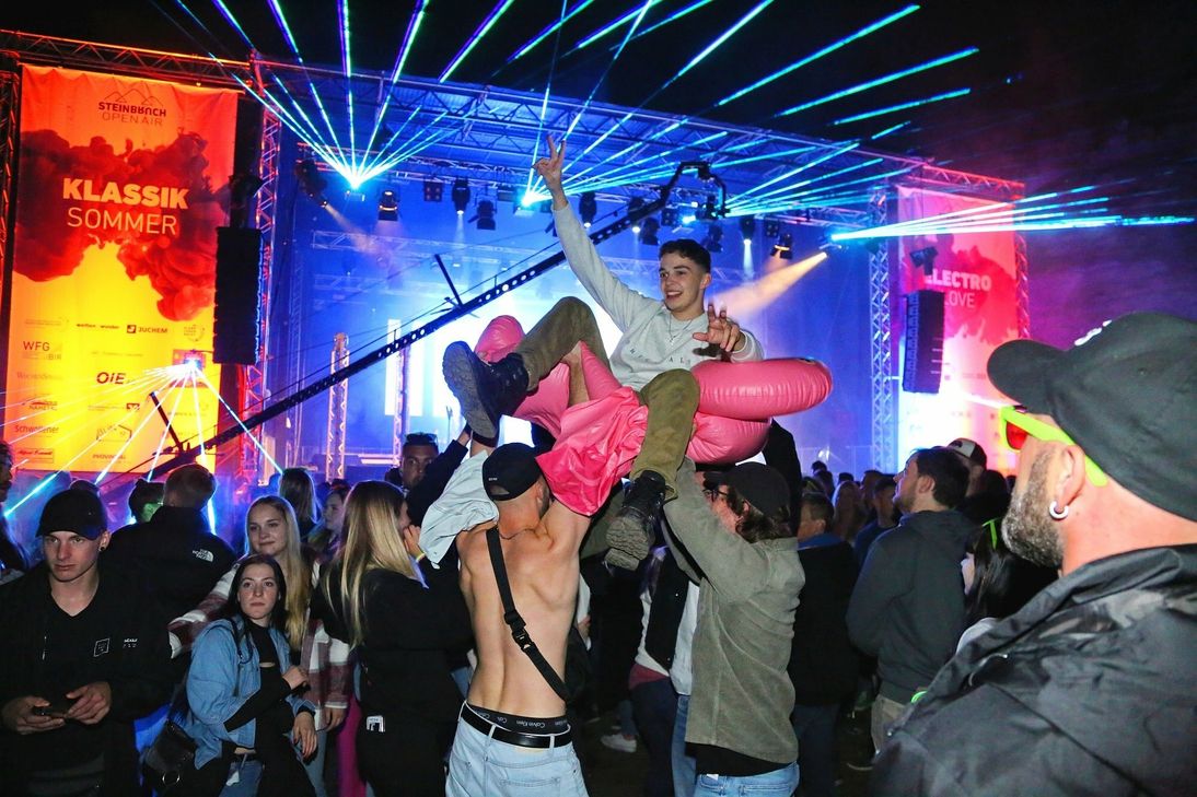 Super-Stimmung beim Techno-Festival Electro-Love in Niederwörresbach.