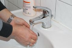 Am heutigen Dienstagmittag in verschiedenen Eifelgemeinden ein Wunschtraum: fließendes Wasser.