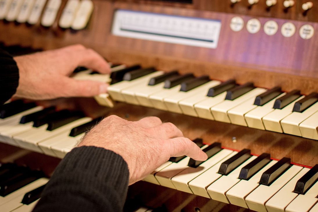 Das Bistum Trier lädt für Freitag, 7. Juni, 20 Uhr in die Basilika St. Matthias zum Orgelkonzert QUEEN ein.