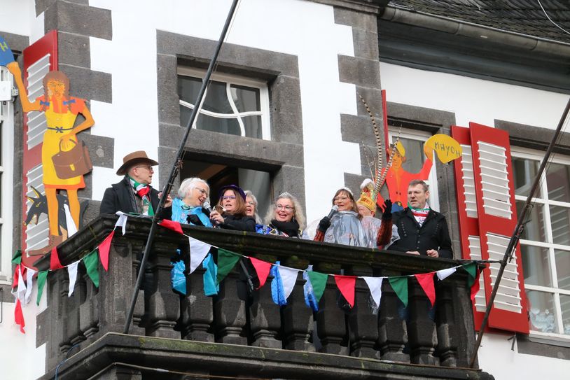 Widerstand war zwecklos. Ob Dirk Meid (l.) musste sich geschlagen geben.