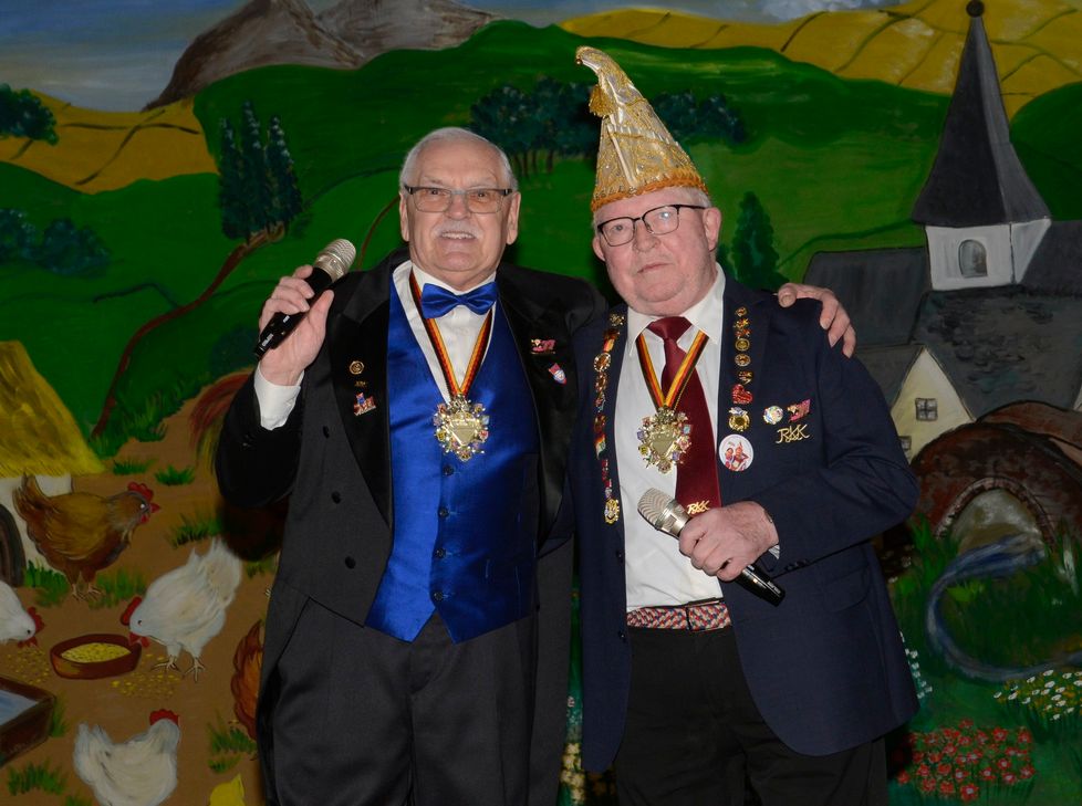 Regionalbeauftragte des RKK, Heinz Dahm, mit dem singenden Bäckermeister Hermann Josef Kalsch