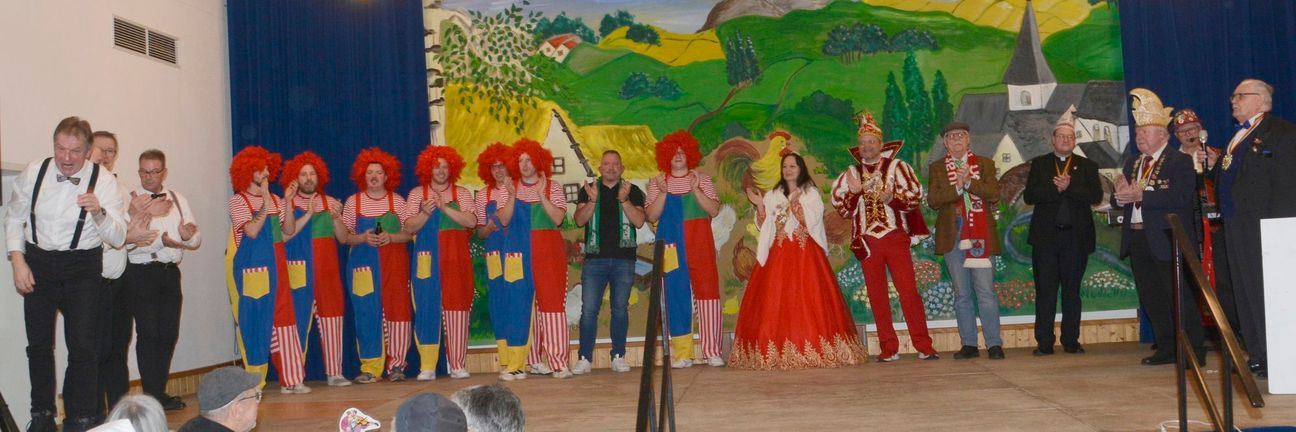 Zum Abschluss der Sitzung sang Hermann Josef Kalsch noch das Lied „Sierra Madre“.