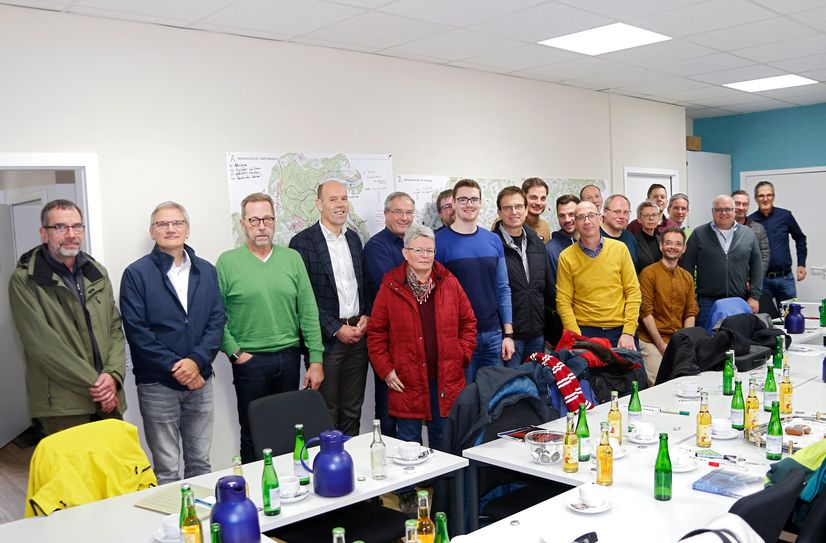 Vertreter von Fachbehörden aus den Bereichen Bauleitplanung, Land- und Forstwirtschaft, Wasser- und Abwasserversorgung, Gebäudemanagement, Katastrophenschutz, Gesundheit und Tourismus brachten Ihr Wissen in den Workshop für ein kreisweites Klimawandelanpassungskonzept ein