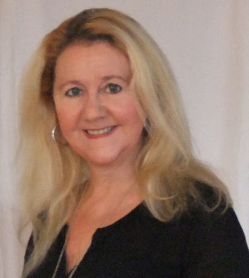 Die Züscher Autorin und WochenSpiegel-Redakteurin Andrea Fischer wird bei dieser Gelegenheit ihr Glücksorte-Buch über den Hunsrück vorstellen. Foto. FF