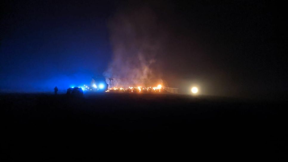 Großeinssatz der Feuerwehr bei Mittelreidenbach am frühen Morgen. Foto: Presse 112 Birkenfeld