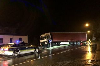 Der festgefahrene LKW.