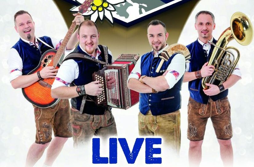 Die »Original Mühlbachtaler« sorgen für zünftige Stimmungsmusik bei der elften WiesnGaudi.