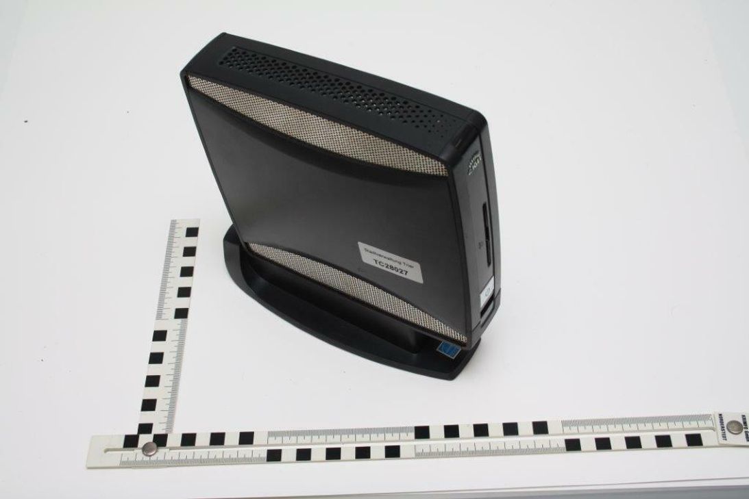 Drei der Computer-Clients waren in der Tasche verstaut. Foto: Polizei