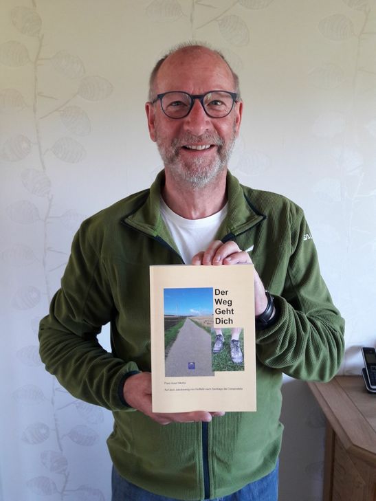 18 Monate lang verarbeitete Moritz seine Aufzeichnungen zu dem Buch »Der Weg geht dich«. Fotos: privat