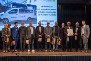 Geehrt wurden das Team des Team des Bürgerbusses Rheinböllen...