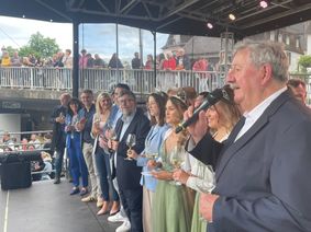 Zahlreiche Ehrengäste und Weinmajestäten kamen am Abend zur Eröffnung der Mosel-Wein-Woche in Cochem.