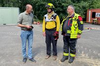 Von links: Landrat Volker Boch, Christian Poschitz (Waldbrandzugführer) und BKI Peter Link.