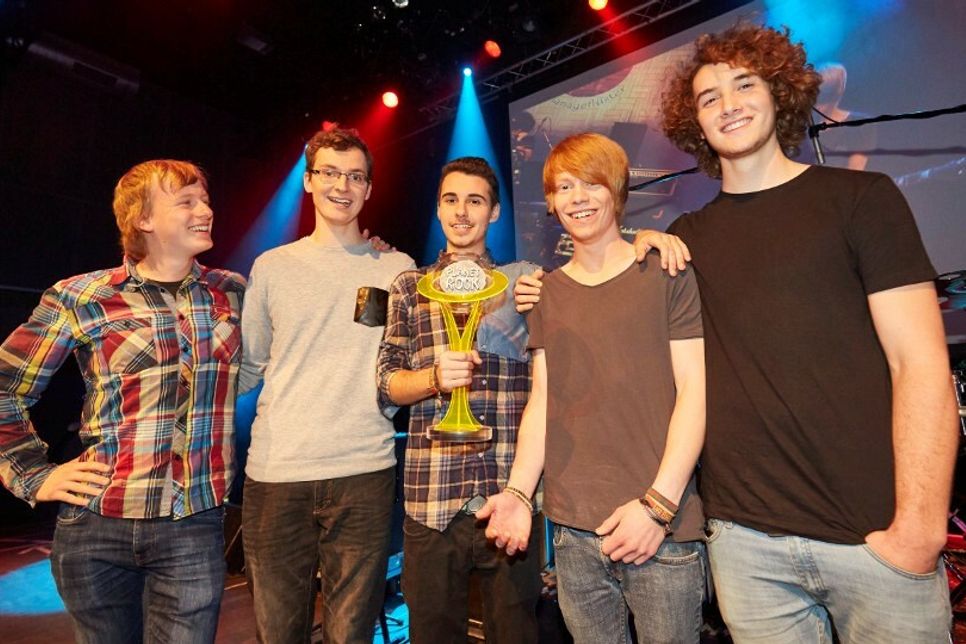 Sie dürfen sich künftig »beste Schülerband« nennen: Die fünf Jungs von »Indianageflüster« aus Kastellaun. Foto: WDR