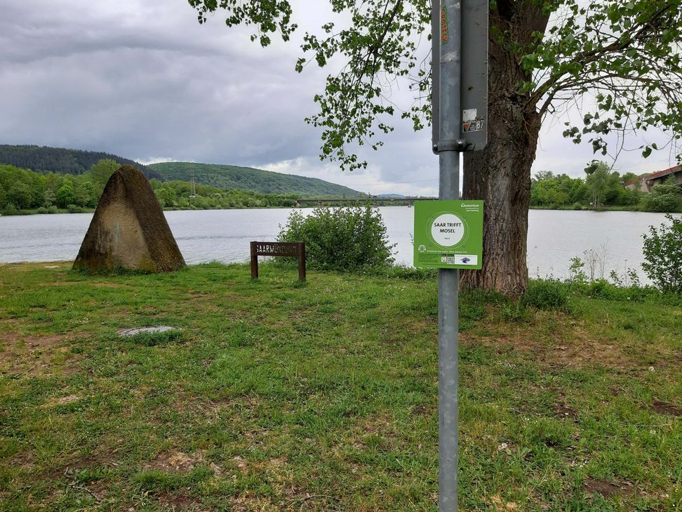 Die Saarmündung in Konz ist Start- und Zielpunkt der Lauschtour "Saarradweg". Foto: Saar-Obermosel-Touristik