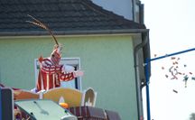 Prinz Basti I. ließ es Kamelle regnen.