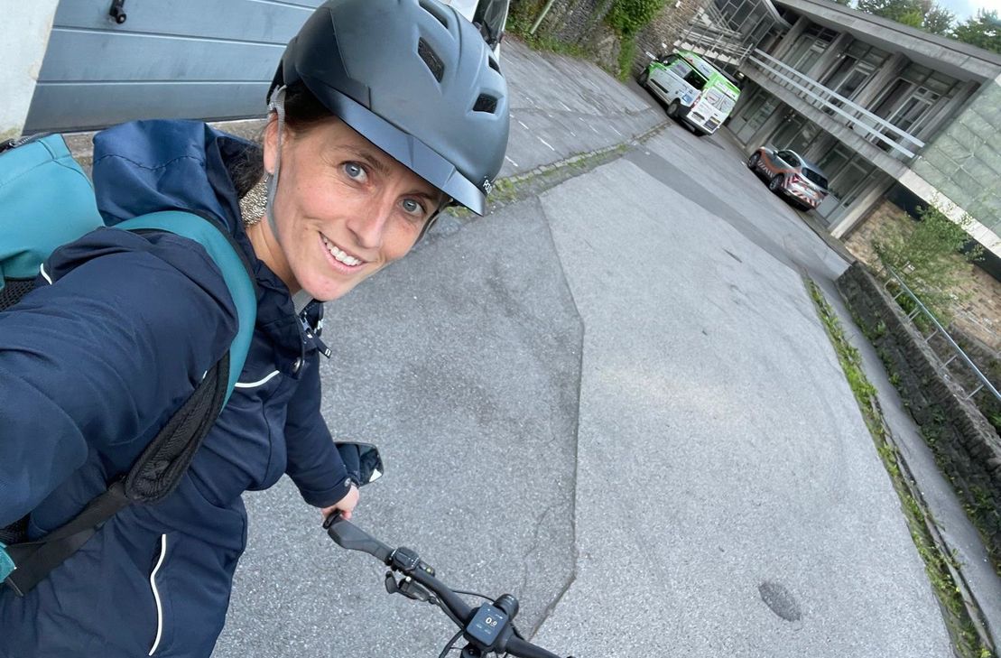 Auch Bürgermeisterin Dr. Carmen Krämer schwingt sich wieder auf den Sattel und unterstützt das Team der Stadtverwaltung Monschau beim Stadtradeln.