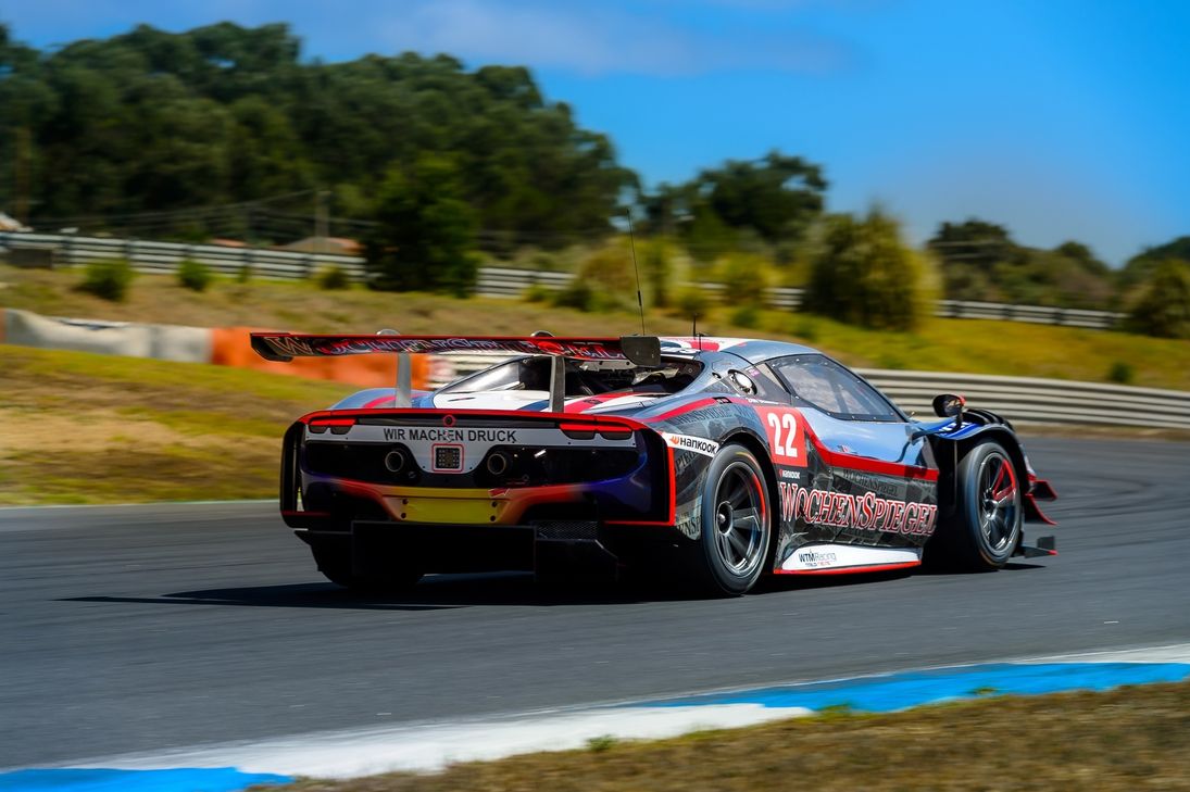 Von hinten sehen soll die starke Konkurrenz das WochenSpiegel Team Monschau bei den 24h von Barcelona.