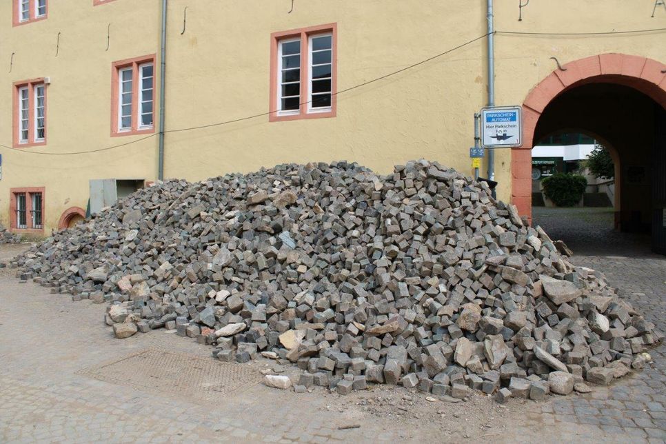 Die Flut hat in Bad Münstereifel große Schäden angerichtet. Unter anderem müssen 8.850 m2 Fläche neu gepflastert werden. Foto: Stadt Bad Münstereifel