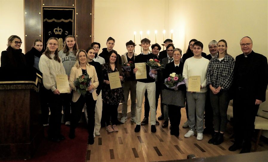 Junge Botschafter wurden für ein friedliches Miteinander geehrt.