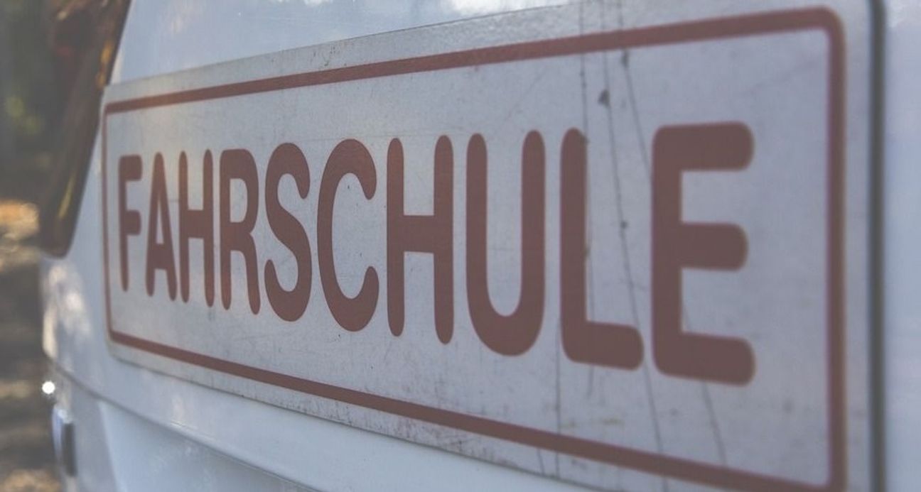 Die Verurteilung des Fahrlehrers hat nun weitere Konsequenzen für den Mann.