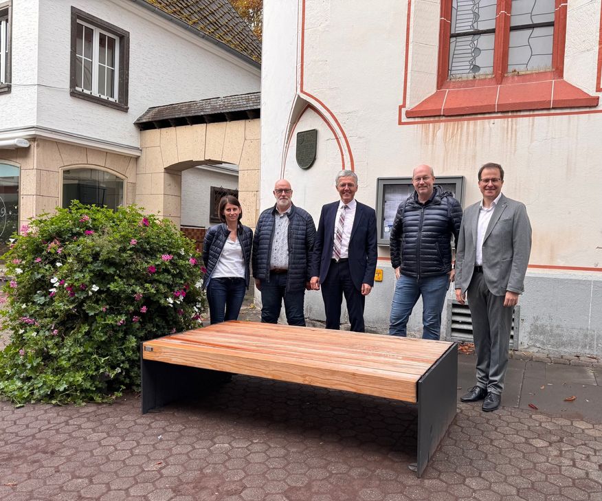 Von links: Christina Wolff, Uwe Hoffmann, Karl-Josef Esch, Dr. Wolfgang Schlags und Markus Müller.