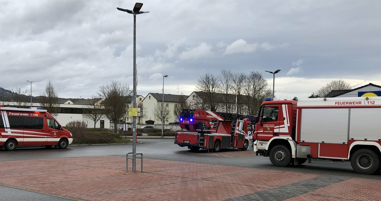 Die Freiwillige Feuerwehr Mayen musste am Donnerstagmorgen zu einem Einsatz in die Polcher Straße ausrücken.